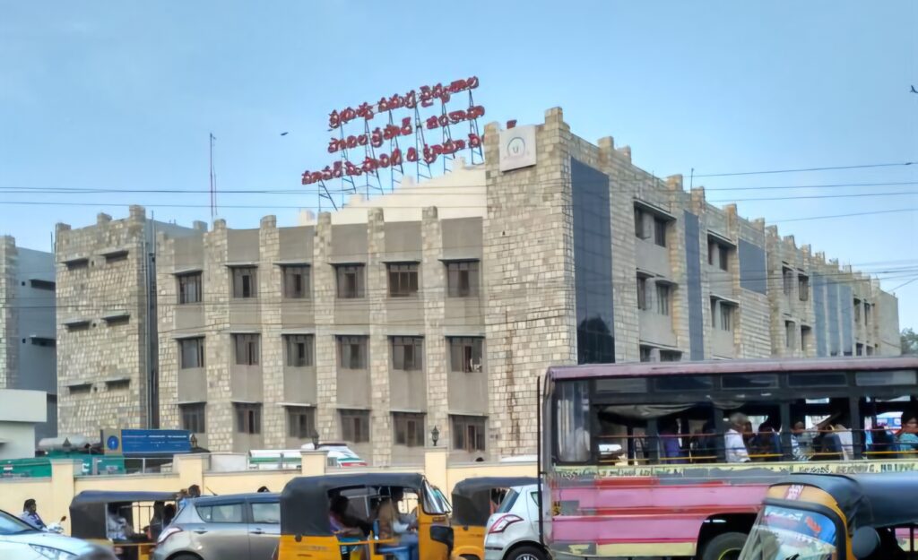 గుంటూరు జీజీహెచ్ లో ఇద్దరికి జీబీఎస్ తో చికిత్స