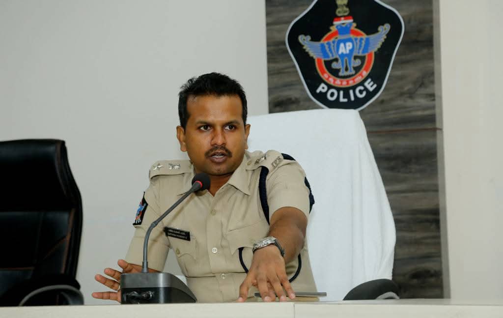గుంటూరు పోలీస్ “ప్రజా ఫిర్యాదుల పరిష్కార వేదిక కార్యక్రమం”ను రద్దు
