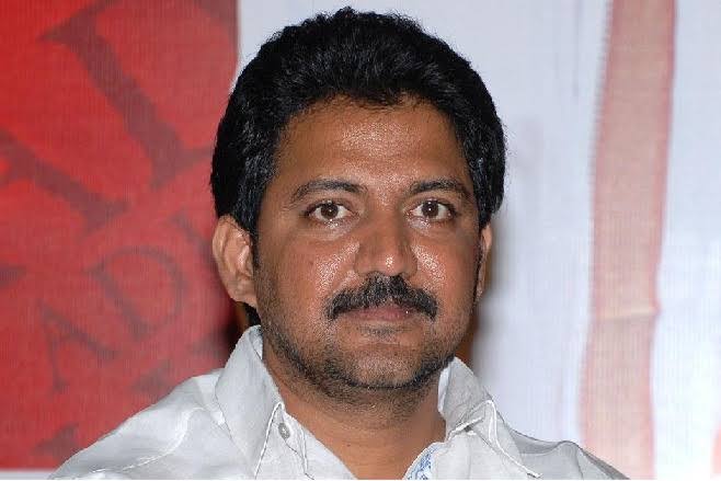 కృష్ణలంక పోలీస్ స్టేషన్ నుంచి జీజీహెచ్ కు వల్లభనేని వంశీ తరలింపు