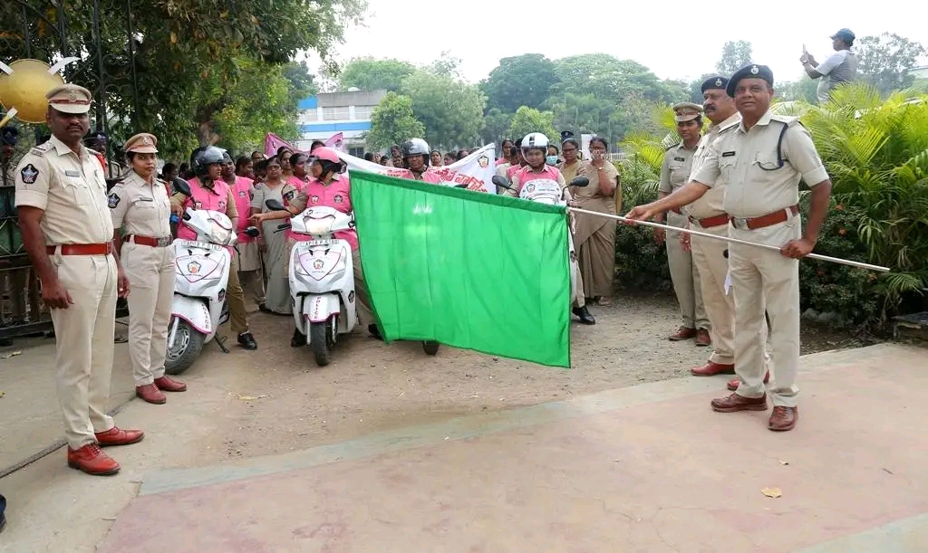మహిళలు ధైర్యంగా, స్వేచ్ఛగా, స్వతంత్రంగా ఉన్నప్పుడే  మహిళా సాధికారత సాధ్యం అవుతుంది