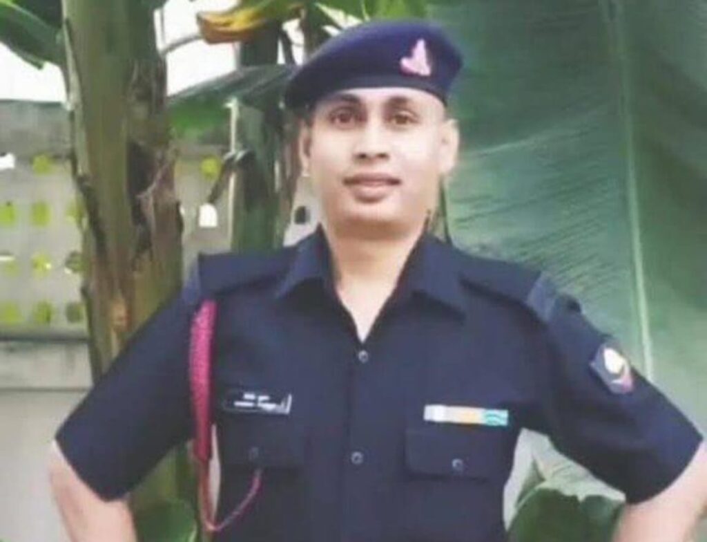 పాక్‌ సైన్యం కాల్పుల్లో భారత జవాన్‌ మృతి