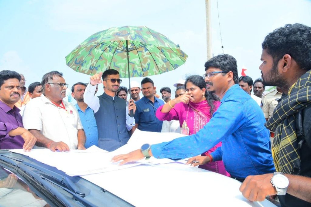 ఆక్వా పార్క్, ఓడరేవు నిర్మాణం ద్వారా మత్స్య, ఆక్వా రంగం మరింత అభివృద్ధి కానుందని జిల్లా కలెక్టర్ డాక్టర్ వి వినోద్ కుమార్ తెలిపారు
