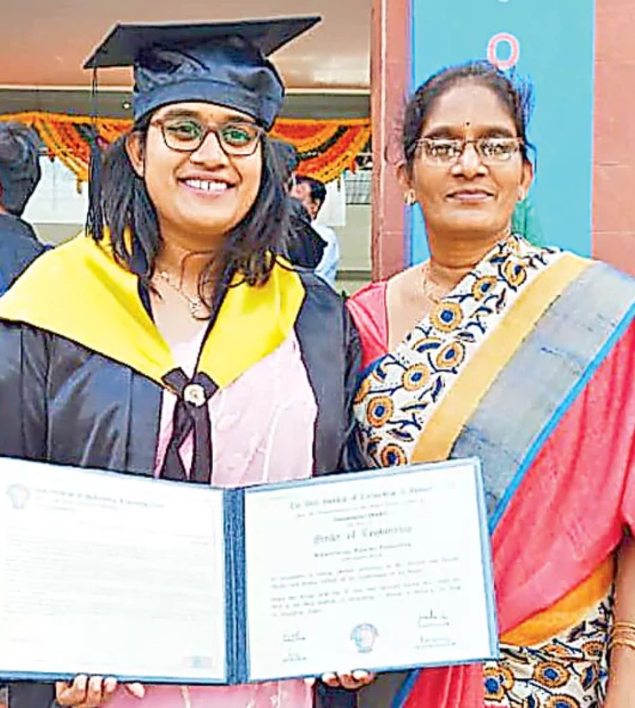 నాడు భర్త, ఇప్పుడు కుమార్తె దూరమై తల్లడిల్లిన తల్లి