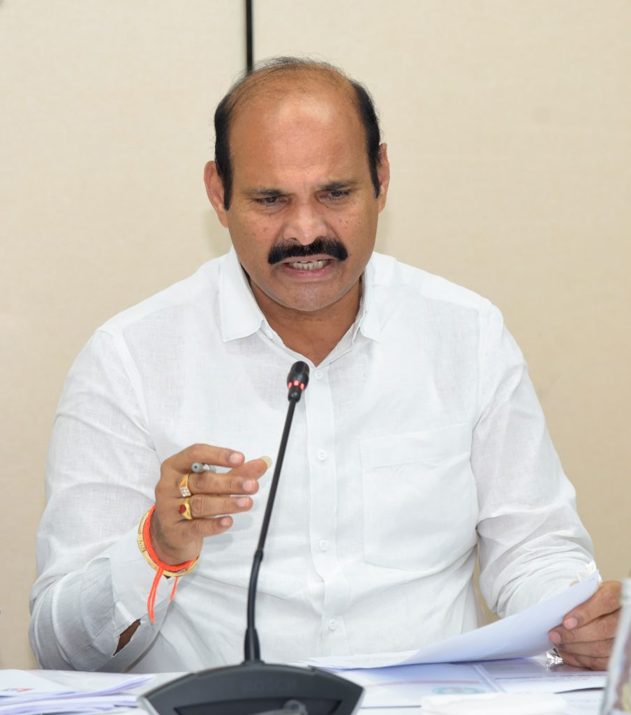 అర్హులైన వారందరికీ ఇళ్లు, ఇళ్ల స్థలాలు ఇస్తాం