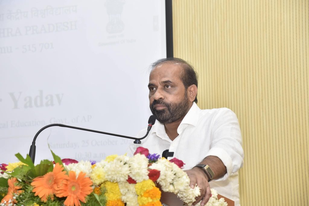 “ఆత్మనిర్భర్ భారత్‌కు మూడు స్తంభాలు.. స్వదేశీ, స్వభాషా, స్వభూష”