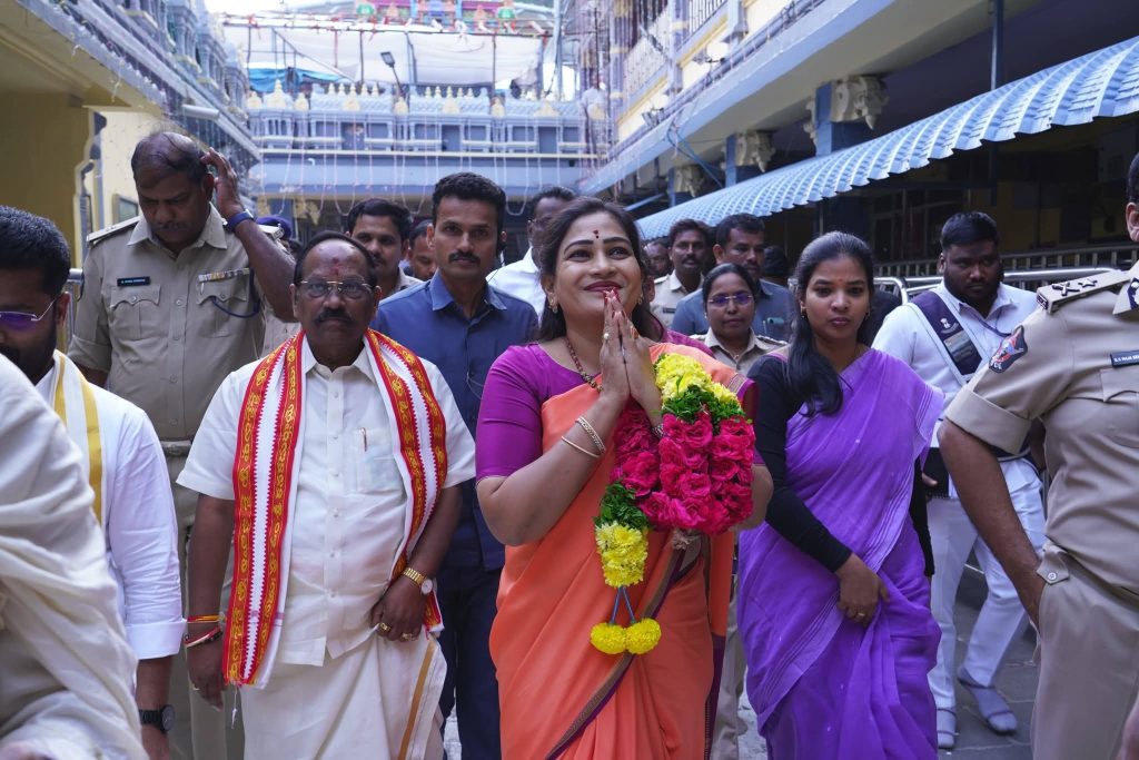 భవానీ దీక్షల విరమణకు విజయవాడ సిద్ధం