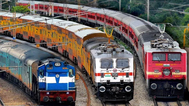 ప్రయాణికుల రద్దీ దృష్ట్యా హైదరాబాద్ – విజయవాడ మధ్య 10 ప్రత్యేక రైళ్లు