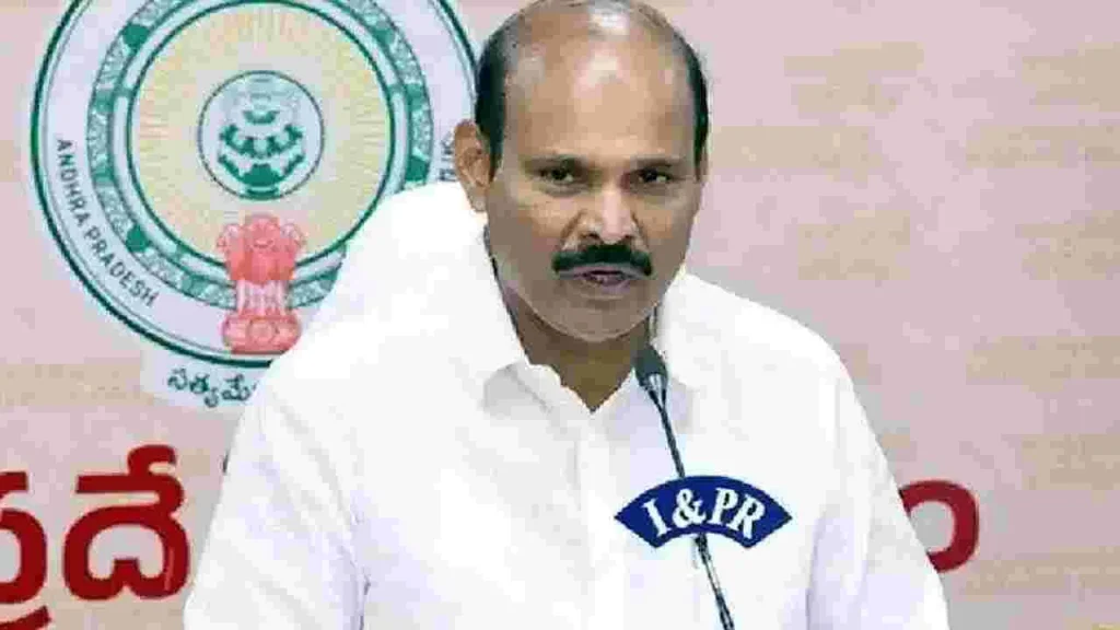 ఏపీలో వర్కింగ్ జర్నలిస్టులకు ప్రమాద బీమా – త్వరలో జర్నలిస్టులకు ఇళ్ల స్థలాలు  